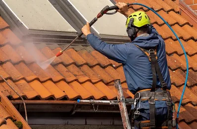 Démoussage et hydrofuge de toiture à Hudimesnil